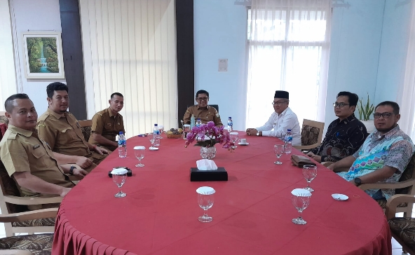Rapat koordinasi Disdik Aceh Singkil dengan Disdik terkait pembangunan sekolah SMK Pertambangan akan direalisasikan.