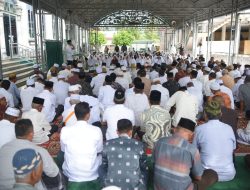 Pj Bupati Aceh Utara Diwakili Asisten I Sekdakab Buka Kegiatan Manasik Haji di Masjid Bujang Salim