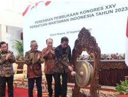 Jokowi Buka Kongres XXV PWI 2023 di Istana Negara
