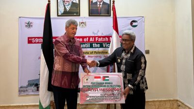Datang Ke Kedubes Palestina, Pj Bupati Aceh Utara Serahkan Rp. 1.15 Milyar 