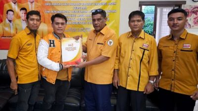 Partai Hanura Serahkan Tiga Berkas Bacalon Bupati dan Wakil Bupati Ke DPD Hanura Aceh