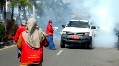 Gerak Cepat Dinkes Aceh Tengah Lakukan Fogging di Kampung Blang Kolak II