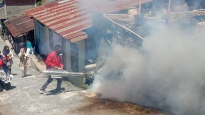 Tim Fogging Dinkes Aceh Tengah Sasar Lokasi Strategis di Blang Kolak II