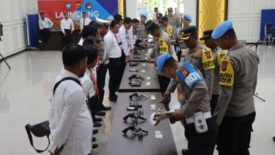 Polres Aceh Selatan  Periksa Senpi Personil 