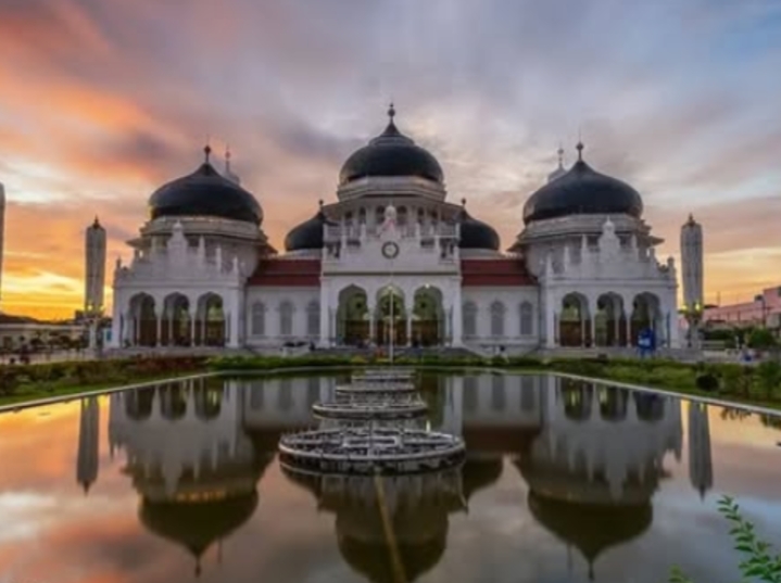 Masjid Raya Baiturrahman, Aneh/(instagram/@masjid_raya_baiturrahman_aceh).