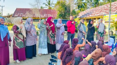 Geuchik Ham Bagikan Makanan Bergizi dan Santuni Anak Yatim untuk Siswa-Siswi SDN di Langkahan