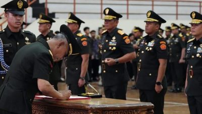 97 Perwira Tinggi TNI Naik Pangkat, Kasum TNI Pimpin Sertijab 