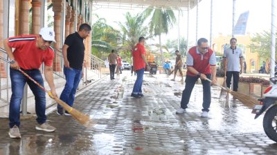 Sambut Ramadhan dan Dukung Program 100 Hari Kerja Bupati, ASN di Aceh Utara Gotong Royong 