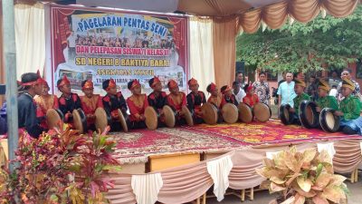 SD Negeri 8 Baktiya Barat Gelar Pensi dan Pelepasan Siswa Kelas VI