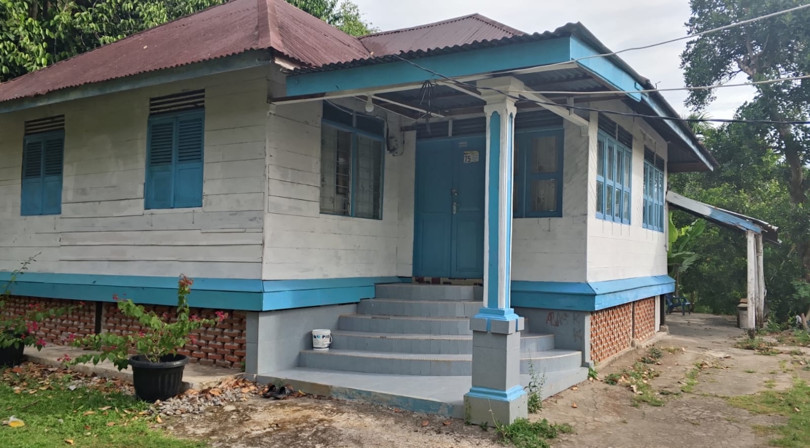 Inilah penampakan kantor Koperasi Wisata Berkah Sabang Indah, sepi dan tanpa Indetitas