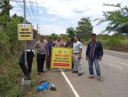 Satlantas Polres Bener Meriah Pasang Spanduk dan Baliho Himbauan Keselamatan