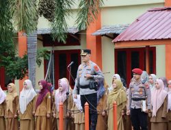 Kapolres Asel: Bapak Kapolda Aceh Sampaikan Salam kepada Keluarga Besar SMA Negeri 1 Tapaktuan
