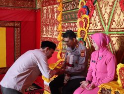 Kunker Perdana ke Asel, Kapolda Aceh Irjen (Pol) Marzuki di Peusijuek