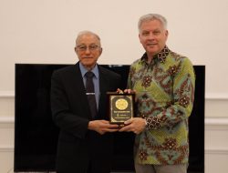 Duta Besar Kanada Jess Dutton Temui Wali Nanggroe Aceh 