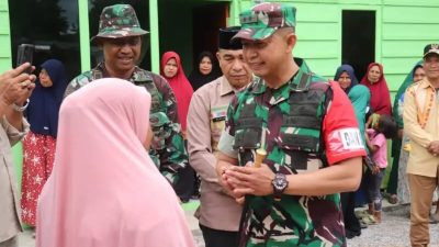 Dandim 0106/Aceh Tengah Serah Kunci Rumah kepada Kasmawati 
