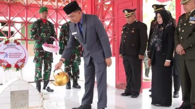 Wabup Asel: Pengorbanan Pahlawan adalah Contoh Nyata Keberanian dan Keteguhan 