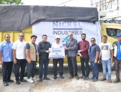 Wakil Gubernur Terima Bantuan Pascabanjir