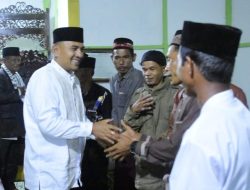 Safari Ramadhan 1447 H, di Pantan Penyo, Wabup Muchsin Shalat Berjamaah di Masjid Nurul Huda