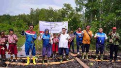 Menebus Kerusakan Mangrove