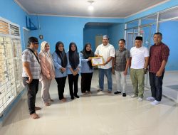 Pimred LintasAtjeh.com Berikan Penghargaan Untuk 5 Ka.SPPG di Aceh Tamiang 