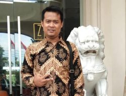 Penghargaan KWP Awards Bukti Kerja Nyata Andra Soni Benahi Pendidikan