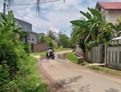 Kondisi Badan Jalan Lam Dingin-Lampulo Buruk