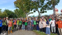 Puluhan Aktivis dan Komunitas Hijaukan Masjid Agung Baitul Makmur Aceh Barat