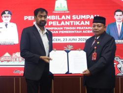 Muzakir Manaf Lantik Misran Fuadi sebagai Kepala Dinas Syariat Islam Aceh