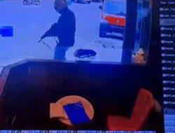 Perampokan Bersenjata Gegerkan Tapaktuan, Aksi Pelaku Terekam CCTV