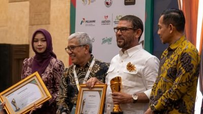 Terima Pemred Award 2026, Nasir Djamil: Pers Harus Kembali Menjadi Suara Rakyat