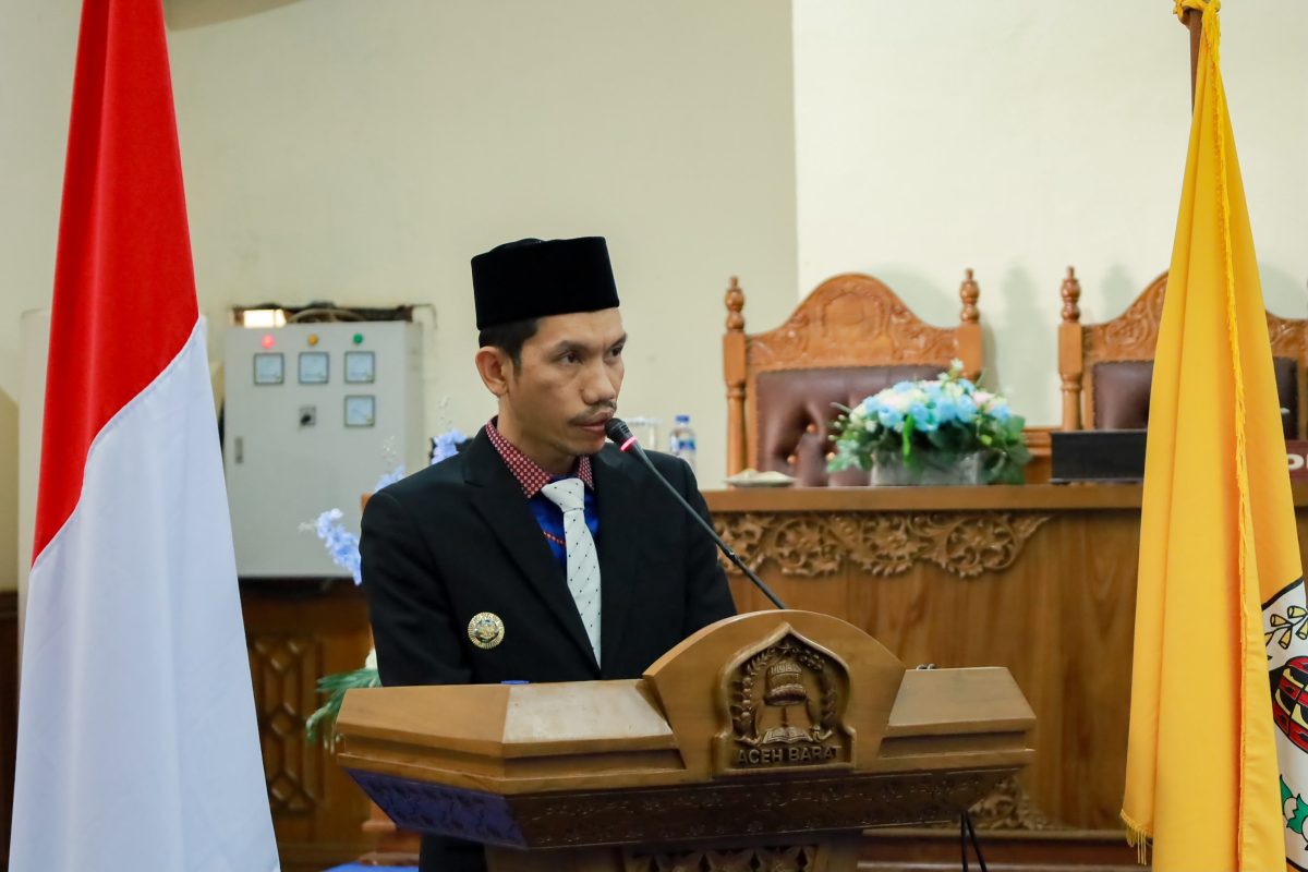 Bupati Aceh Barat Tarmizi, SP., MM