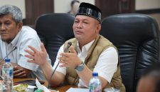 Bupati Aceh Utara H. Ismail A Jalil, SE., MM (Ayah Wa).