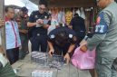 Saat penemuan rokok ilegal oleh pihak bea cukai di Simeulue.