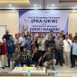 Foto bersama penguji, peserta dan panitia usai acara penutupan UKW SPS Aceh-PR, Sabtu, 29 Agustus 2026