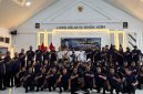 Anggota DPR-RI asal Aceh Muslim Ayub berfoto bersama jajaran Lapas Kelas IIA Banda Aceh, saat kunker ke rumah tahanan itu, Kamis, (3/9/2026).(Foto/mediaaceh.co.id/istimewa).
