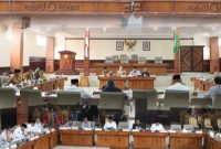 Rapat pembahasan APBK di DPRK Aceh Tengah. 