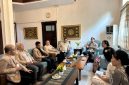 Foto bersama kedutaan besar Myanmar, Mang Hau Thang didampingi Counsellor Shwe Yi Phyo, First Secretary San Nyunt Aung, dan Chief of Chancery Htet Htet Aung dan KSMI, Ketua Umum Yan Mulia Abidin, dan pengurus lainnya, Tundra Meliala, Moko Pamungkas, Meina Paloh, M. Iksan Tauleka, Dudung Abdul Rachman, Marino. (Dok.KSMI)