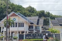 Kantor Bupati Asel di Jalan T. Ben Mahmud Tapaktuan.(Foto/mediaaceh.co.id/Maslow Kluet).