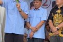 Bupati Asel HMW saat berpidato dalam kampanye Pilkada di Labuhan Haji, dua tahun lalu.(Foto/mediaaceh.co.id/istimewa).