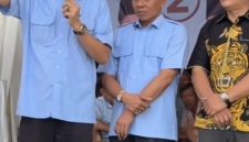 Bupati Asel HMW saat berpidato dalam kampanye Pilkada di Labuhan Haji, dua tahun lalu.(Foto/mediaaceh.co.id/istimewa).