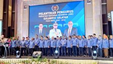Pelantikan pengurus PWI Sumsel oleh ketua PWI Pusat. 