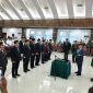 Bupati Aceh Utara H. Ismail A Jalil, SE., MM saat melantik pejabat di lingkungan pemerintah kabupaten Aceh Utara, Jum'at, (30/10).
