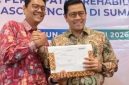 Bupati Aceh Tengah saat terima dana rehab pasar dari pemerintah pusat. 