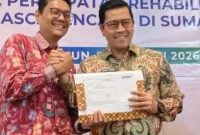 Bupati Aceh Tengah saat terima dana rehab pasar dari pemerintah pusat. 