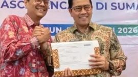 Bupati Aceh Tengah saat terima dana rehab pasar dari pemerintah pusat. 