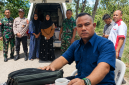 Saat ODGJ asal Cot Petisah, Kecamatan Seunuddon, Aceh Utara mau dirujuk ke RS Cut Mutia di Lhokseumawe yang didampingi oleh Kepala Puskesmas Blang Glumpang, Bhabinkamtibmas, Babinsa dan Aparatur Gampong setempat, Sabtu (10/10).